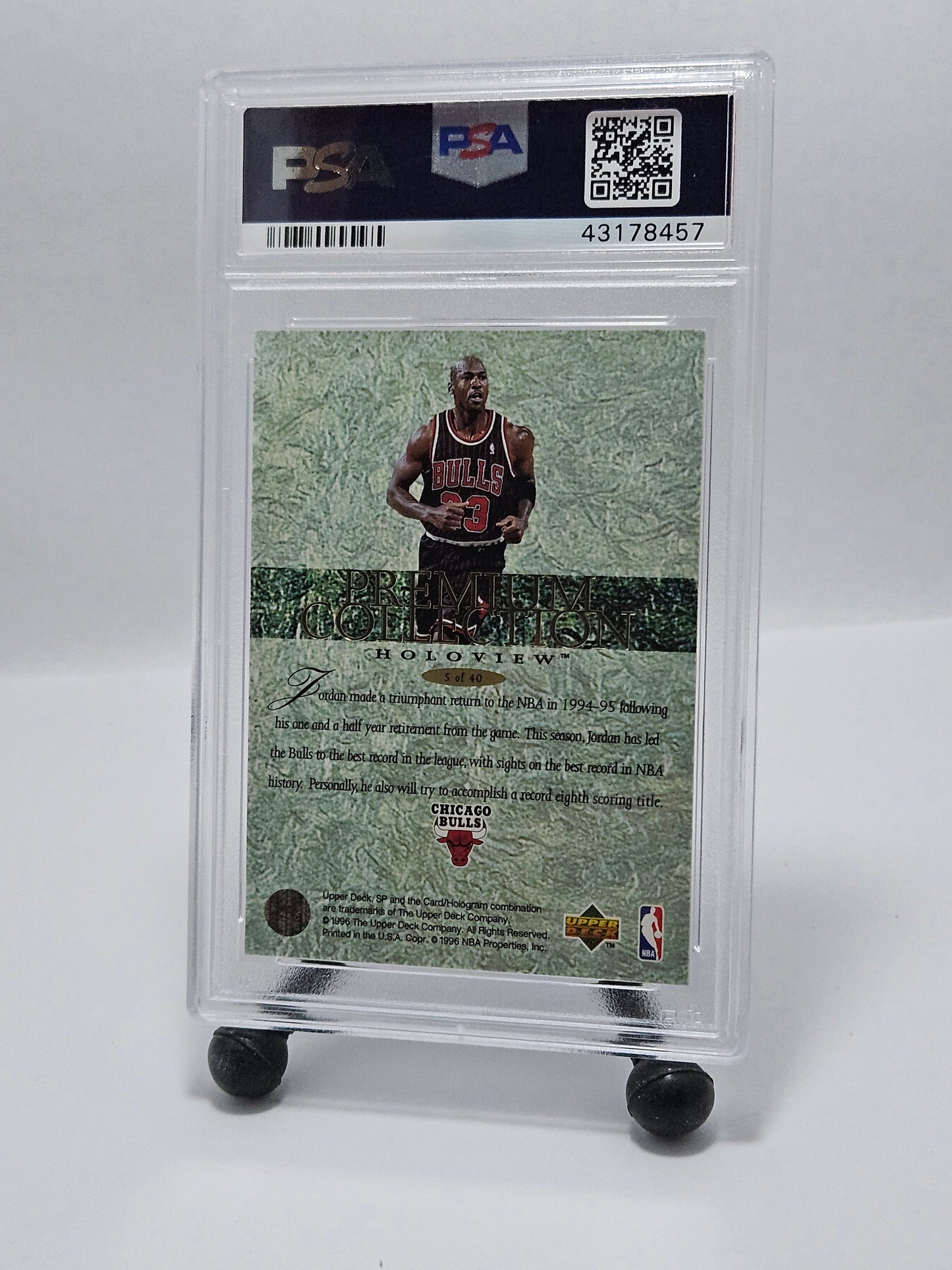 1995 SP Holoviews Michael Jordan PSA 8 – Chicago Bulls